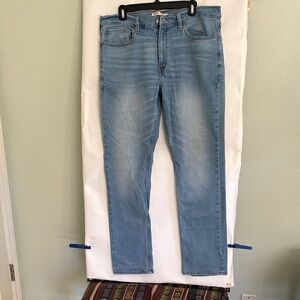 Signature by Levi Strauss Men's Slim Jeans in Light Blue